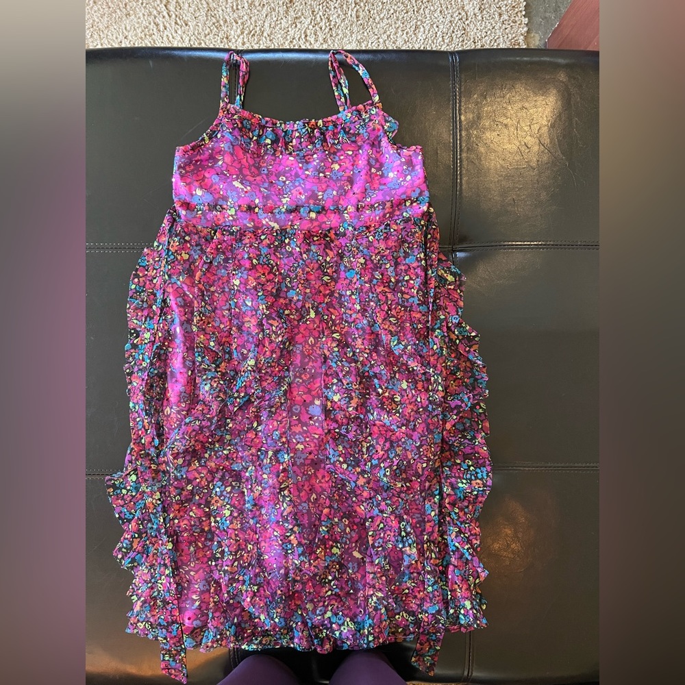 Super cute girl’s Justice brand pink dress
